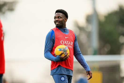 L’infanzia a Parma, l’idolo Di Vaio: Thuram contro la “maledizione” del 13. E se dovesse segnare…- immagine 2