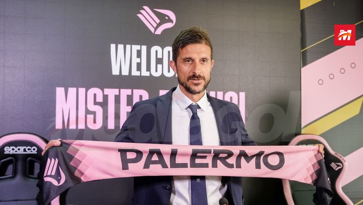 Palermo, la squadra di Dionisi in ritiro a Manchester: il 3 agosto amichevole a Oxford Palermo, la squadra di Dionisi in ritiro a Manchester: il 3 agosto amichevole a Oxford - immagine 1