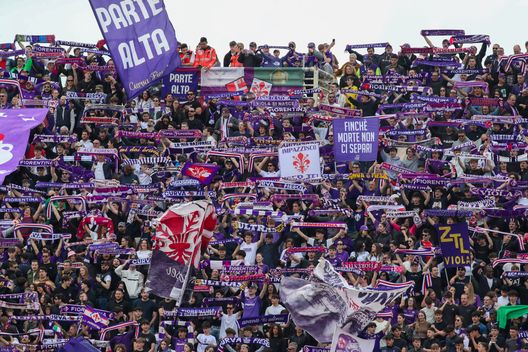 VN – Tifosi Fiorentina, disagi per il volo verso Siviglia: la ricostruzione- immagine 2