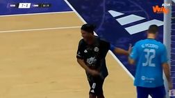 VIDEO / Ronaldinho da impazzire: rimonta da 0-7!