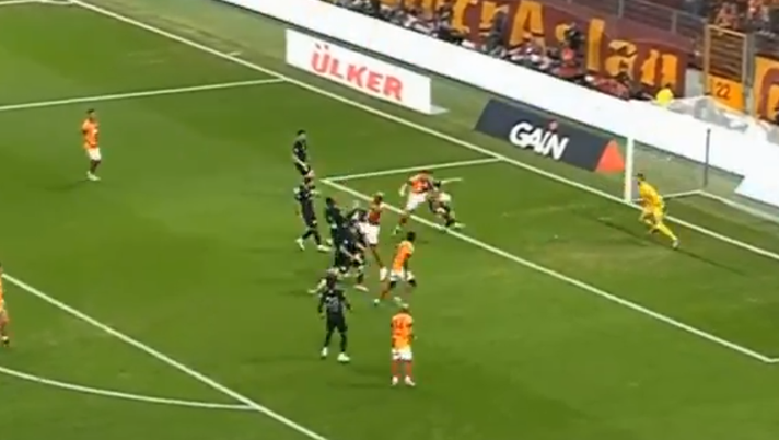 VIDEO Osimhen già decisivo al debutto: ci mette lo zampino nel secondo gol - immagine 1