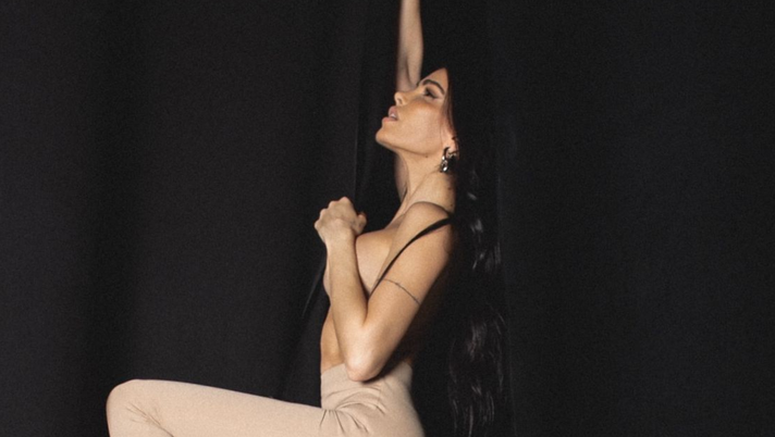 Jovana, il profilo hot manda in delirio il web. Lady Djordjevic infiamma il web, curve bollenti Jovana, il profilo hot manda in delirio il web. Lady Djordjevic infiamma il web, curve bollenti - immagine 1