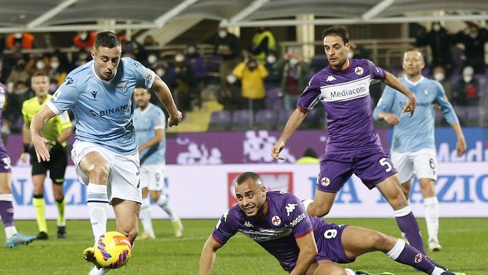 Marusic contro la Fiorentina Marusic contro la Fiorentina