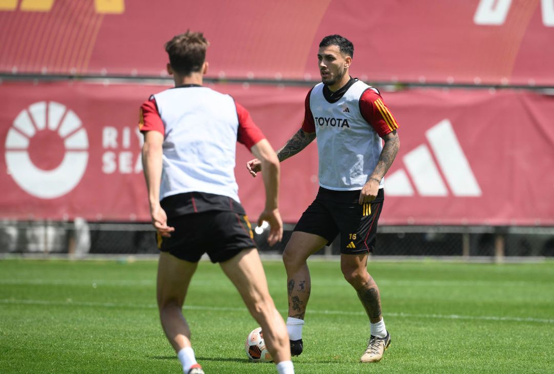 Trigoria, l’allenamento in vista del Bayer: tornano Lukaku e Smalling – FOTO GALLERY - immagine 6