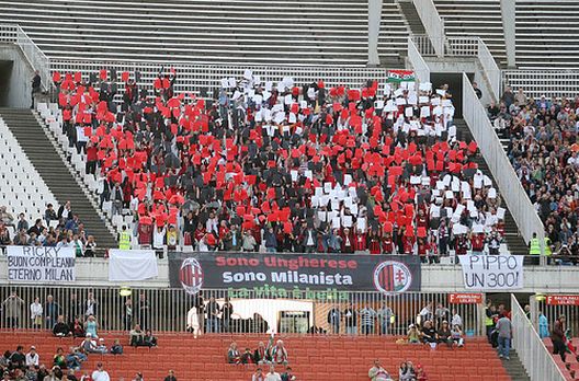 Rossoneri a Budapest contro l'Hungarian Team nell'aprile 2009 Milan Doha