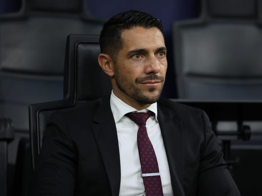 MILAN, ITALY - OCTOBER 22: Geoffrey Moncada of AC Milan attends before the UEFA Champions League 2024/25 League Phase MD3 match between AC Milan and Club Brugge KV at Stadio San Siro on October 22, 2024 in Milan, Italy. (Photo by Claudio Villa/AC Milan via Getty Images) intervista-esclusiva-milan-dazn-moncada-conceicao-nuovo-allenatore-news