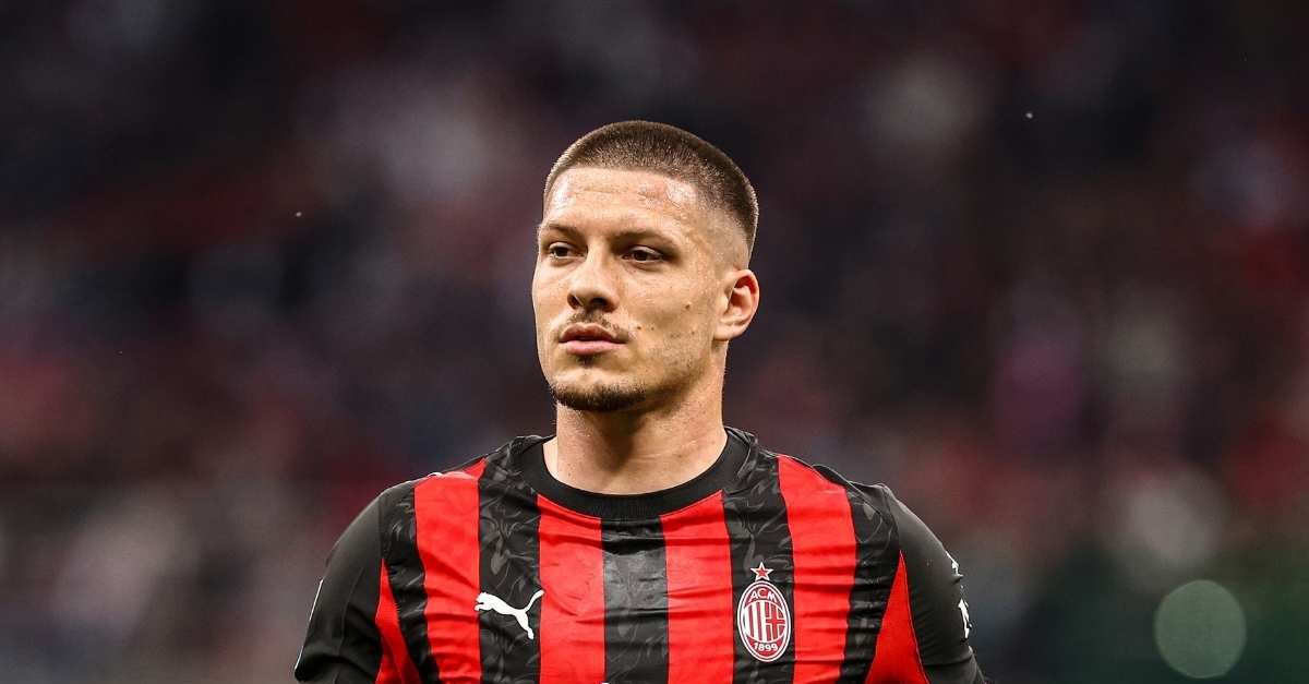 Milan, guarda che Jovic in Grecia: poker in AEK Atene Panathinaikos