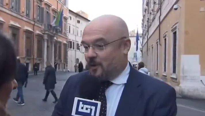 VIDEO Il senatore Borghi attacca: “La Juve ruba, servirebbe commissione d’inchiesta” - immagine 1