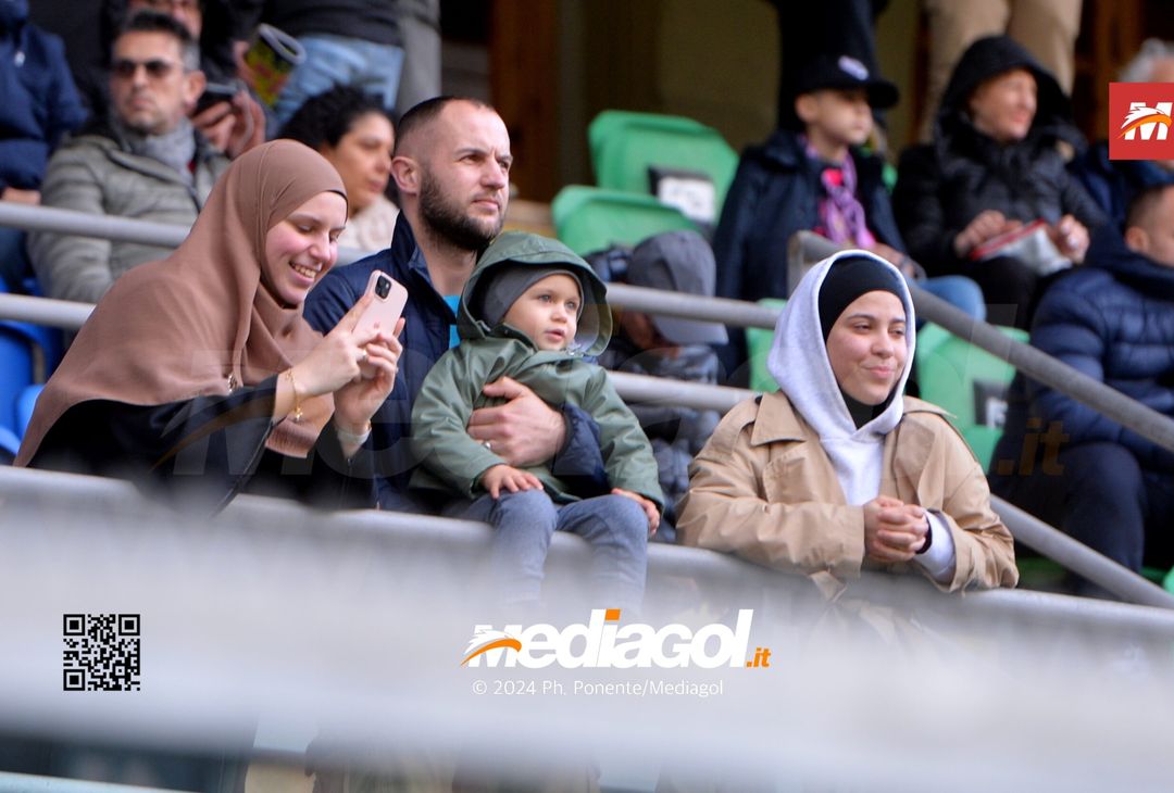FOTOTIFO Palermo-Modena 4-2, gli scatti ai tifosi al “Renzo Barbera” (GALLERY) - immagine 6