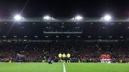 Manchester, anche i tifosi del Copenaghen omaggiano Bobby Charlton con i loro cori