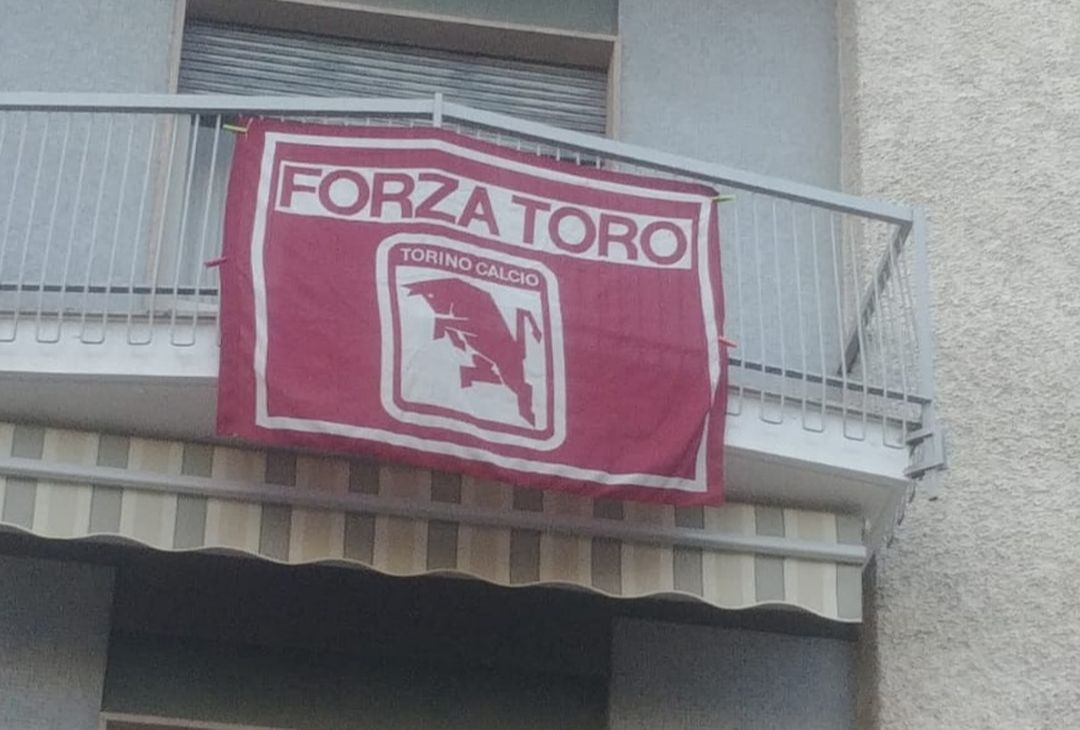 Fotogallery 3 – Il 4 maggio a casa, le foto dei tifosi granata - immagine 66