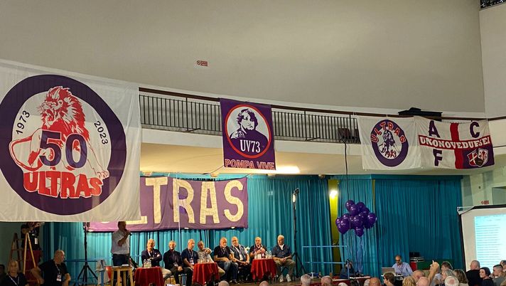 FOTO VN – Anche Antognoni e Roggi alla festa dei 50 anni degli Ultras Viola - immagine 1