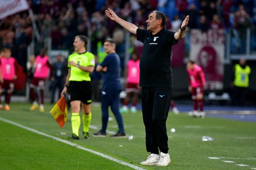 ROME, ITALY - APRIL 22: SS Lazio head coach Maurizio Sarri during the Serie A match between SS Lazio and Torino FC at Stadio Olimpico on April 22, 2023 in Rome, Italy. (Photo by Marco Rosi - SS Lazio/Getty Images) Ischiboni (LazioPress): “La Lazio è in difficolta, a Sarri sarebbe servito Ricci”- immagine 2