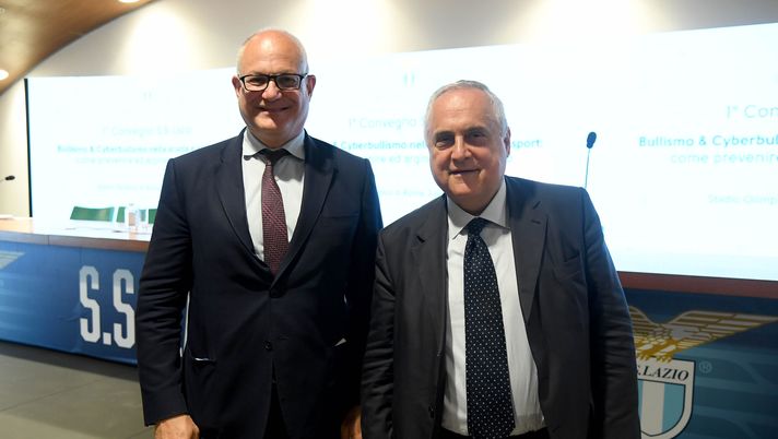 ROME, ITALY - JUNE 03: The mayor of Rome Roberto Gualtiri and SS Lazio President Claudio Lotito poseduring the 1st SS Lazio conference: bullying and cyberbullying in schools and sports at the Olimpic stadium on June 03, 2025 in Rome, Italy. (Photo by Marco Rosi - SS Lazio/Getty Images) Gualtieri e Lotito