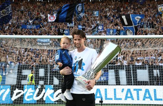 Hateboer, esordio da titolare con il Lione e 400esima partita in carriera da dimenticare- immagine 3