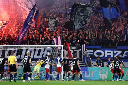 Amburgo-St. Pauli, un derby come pochi: “Avremmo potuto vendere 300.000 biglietti”- immagine 2