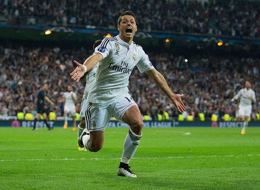 Javier Hernández con la maglia del Real Madrid dopo un gol all'Atletico Madrid in Champions nel 2015 (Foto di Gonzalo Arroyo Moreno/Getty Images) champions-league-messico-milan-feyenoord-dato-gol-santiago-gimenez