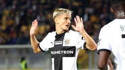 Parma, vittoria in amichevole con la Pro Vercelli: da Almqvist e Benedyczak a Man, i segnali