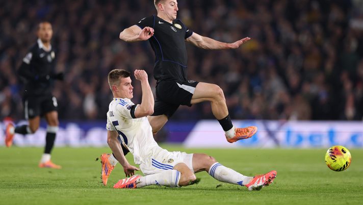 Premier League, l’ex Udinese Jaka Bijol si fa spazio nel Leeds: arriva il primo gol contro il Chelsea - immagine 1