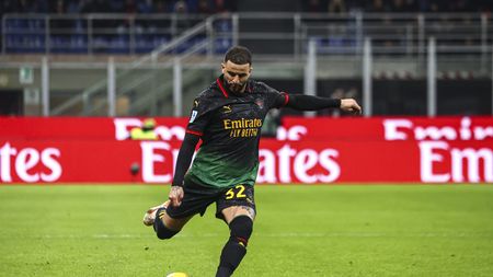 MILAN, ITALY - FEBRUARY 15: Kyle Walker of AC Milan in action during the Serie A match between AC Milan and Verona at Stadio Giuseppe Meazza on February 15, 2025 in Milan, Italy. (Photo by Giuseppe Cottini/AC Milan via Getty Images)