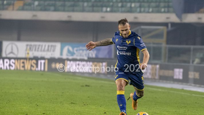 Verona-Crotone, le formazioni ufficiali  Verona-Crotone, le formazioni ufficiali - immagine 1