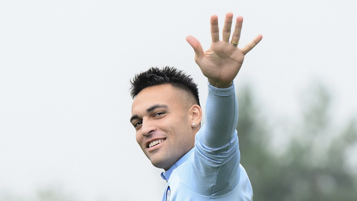 “Ciao Lauti”, con manita e sorrisi: il tweet dell’Inter infiamma i tifosi - immagine 1
