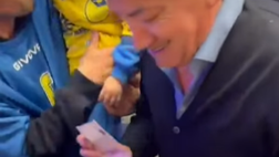 Scafatese promossa in Serie C: il presidente regala 500 euro finti ai tifosi