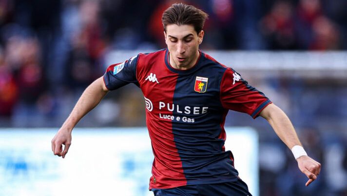 GENOA, ITALY - MARCH 2: Fabio Miretti of Genoa is seen in action during the Serie A match between Genoa and Empoli at Stadio Luigi Ferraris on March 2, 2025 in Genoa, Italy. (Photo by Getty Images/Getty Images) Genoa, infortunio Miretti: la prima diagnosi e cosa filtra sulle sue condizioni - immagine 1