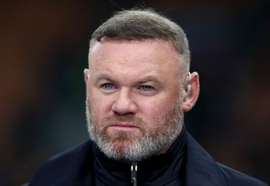 Wayne Rooney (Foto di Marco Luzzani/Getty Images) Grande colpo di mercato: Wayne Rooney è il nuovo acquisto… della BBC- immagine 2