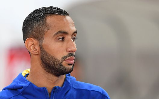 NAPOLI, ITALIA - 01 DICEMBRE: Medhi Benatia della Juventus guarda il campo prima della sfida di Serie A tra SSC Napoli e Juventus allo Stadio San Paolo il 1 Dicembre 2017 a Napoli, Italia. (Photo by Francesco Pecoraro/Getty Images) Marsiglia-Tolosa, Benatia lancia l’allarme e pubblica lo screen di un torto arbitrale- immagine 2