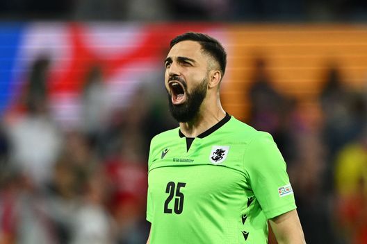 Giorgi Mamardashvili, portiere del Valencia, in prestito dal Liverpool, e della Georgia (Foto di Dan Mullan/Getty Images) Georgia Mamardashvili