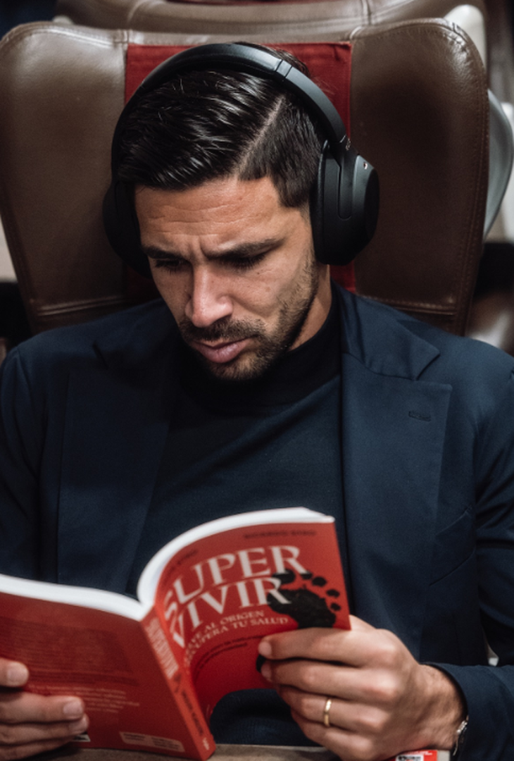 GALLERY Il Napoli si accultura nel viaggio verso Roma: ecco cosa fanno alcuni azzurri! - immagine 4