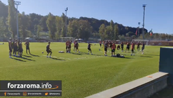 VIDEO – Roma, la rifinitura prima della partenza per Praga: domani c’è lo Slavia