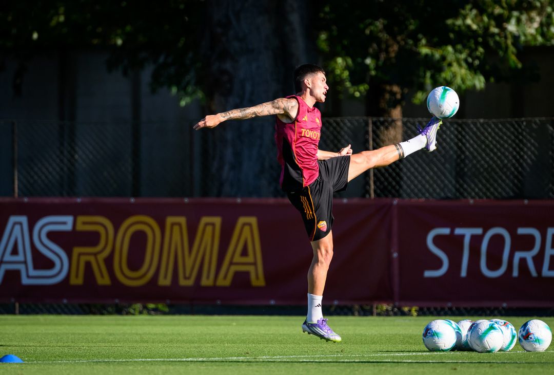 Raduno Roma, il primo allenamento di Wesley e Vasquez a Trigoria- FOTO GALLERY - immagine 27