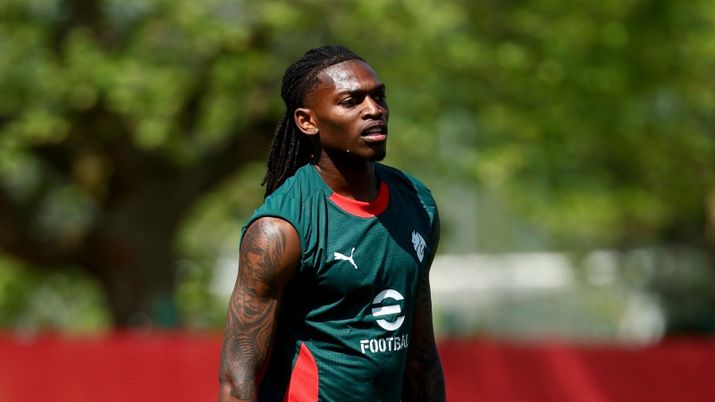 Milan, cosa fare con Leão? I social si dividono a metà: ecco le reazioni sulla possibile cessione