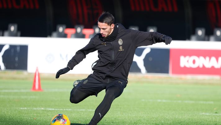 Ismaël Bennacer AC Milan allenamento Milanello