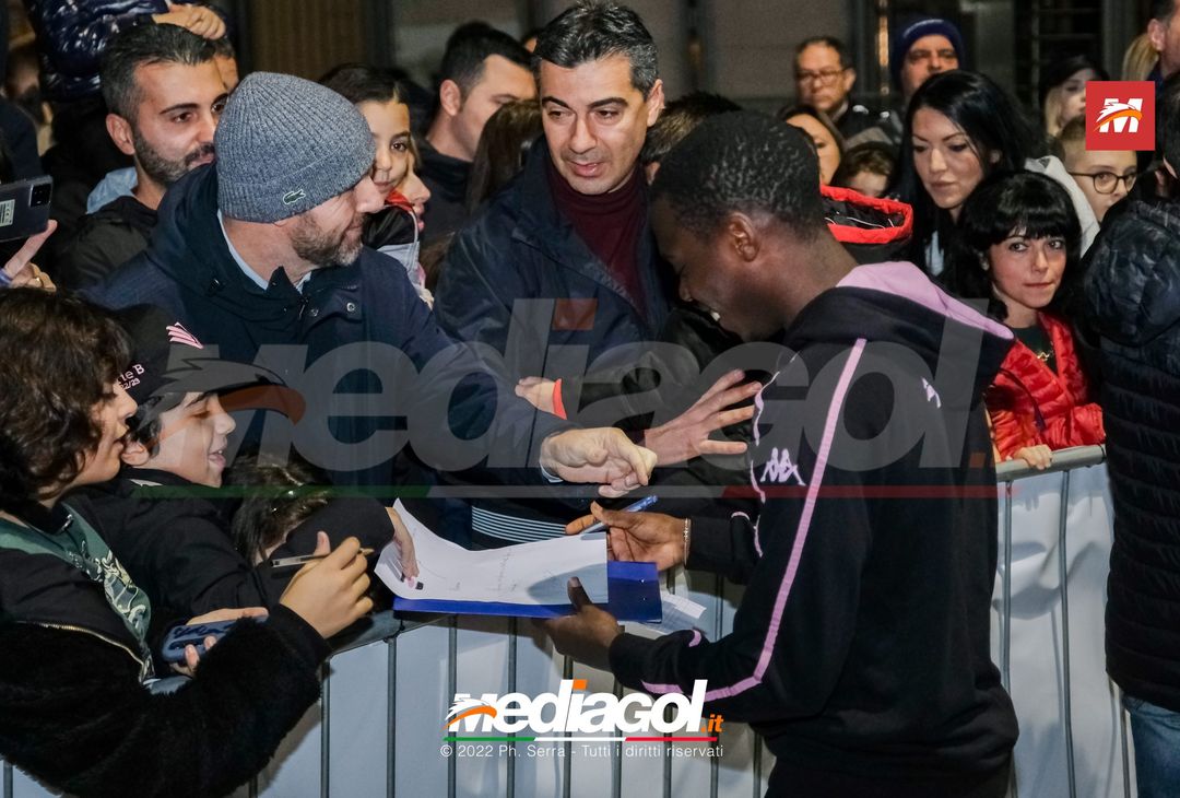 FOTO Palermo: Accardi, Saric e Gomes accendono l’albero al ‘Barbera’ (Gallery) - immagine 19