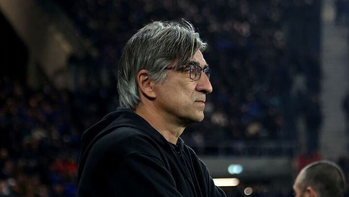 BERGAMO, ITALY - OCTOBER 04: Head coach of Atalanta BC Ivan Juric during the Serie A match between Atalanta BC and Como 1907 at Gewiss Stadium on October 04, 2025 in Bergamo, Italy. (Photo by Maurizio Lagana/Getty Images) Juric: “Lookman, estate turbolenta: come lo vedo! Ederson, Ahanor, Krstovic e aspettiamo Scamacca” - immagine 1