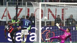 Il gol di Estupinan: la telecronaca diventa una maglietta…