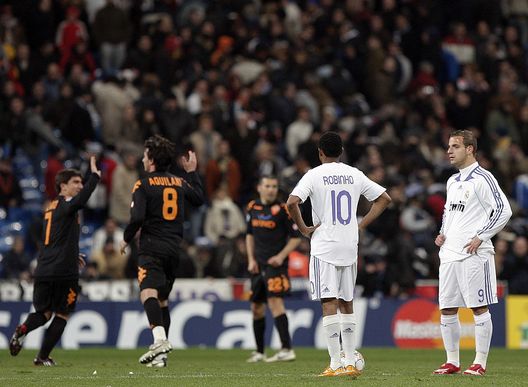 Liga, si ritira Soldado: l’ultimo spagnolo ad indossare la maglia numero 9 del Real- immagine 2