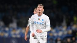 Il Napoli fatica per un’ora col Qarabag, poi la decide McTominay: finisce 2-0 al Maradona