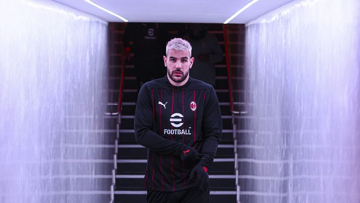 Theo Hernandez, 7′ senza logica: galleria degli orrori si allunga. Multa e futuro lontano dal Milan - immagine 1