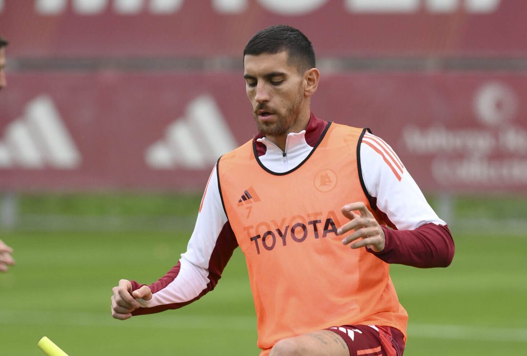 Roma, meno due giorni dal Napoli: Dybala parzialmente in gruppo – FOTO GALLERY - immagine 43