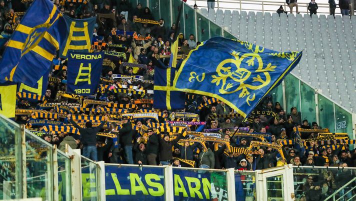 GERMOGLI PH: 17 DICEMBRE 2023 FIRENZE STADIO ARTEMIO FRANCHI SERIE A FIORENTINA VS HELLAS VERONA NELLA FOTO TIFOSI VERONA Verona, i tifosi giallobù potranno seguire la squadra a Firenze. Cosa era successo - immagine 1