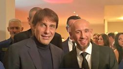 VIDEO Conte, un amore che va oltre il campo: i tifosi lo fanno socio onorario
