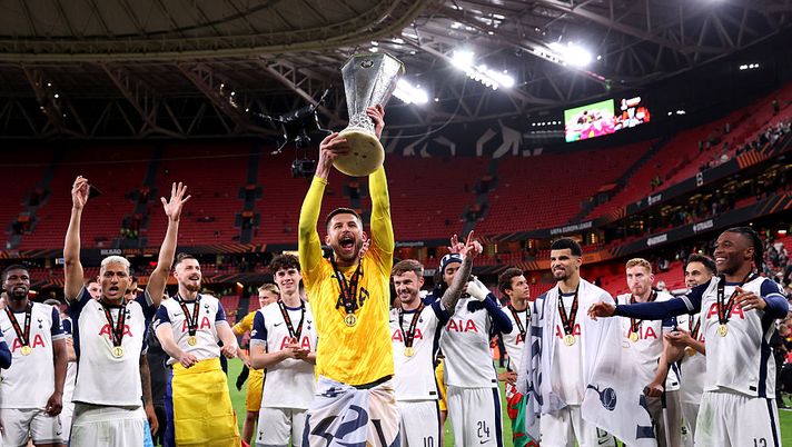 venezia-omaggio-post-social-guglielmo-vicario-europa-league-tottenham-manchester-united