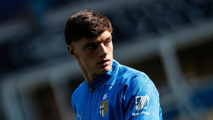 Tutti pazzi per Leoni, Romano: “È nella shortlist del Liverpool! Il prezzo di partenza è…” - immagine 1