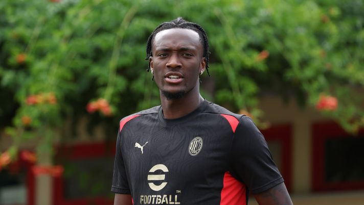 Milan, Abraham ha segnato di sinistro in Serie A solo contro il Venezia...