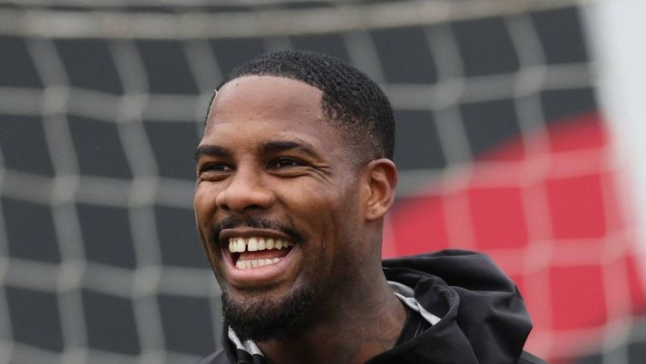 Mike Maignan (portiere AC Milan) | Calciomercato AC Milan News (Foto Getty Images) Maignan a Casa Milan per la firma sul rinnovo: il capitano rimane