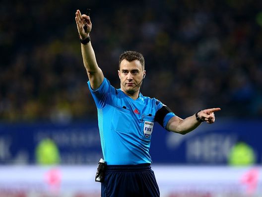 La moViola: Zwayer trasforma la gara in un inferno. Manca un rigore su Dodo- immagine 2